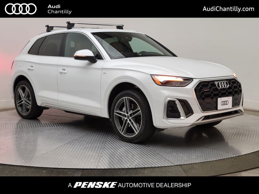 Thumbnail: 2022 Audi Q5 - 1