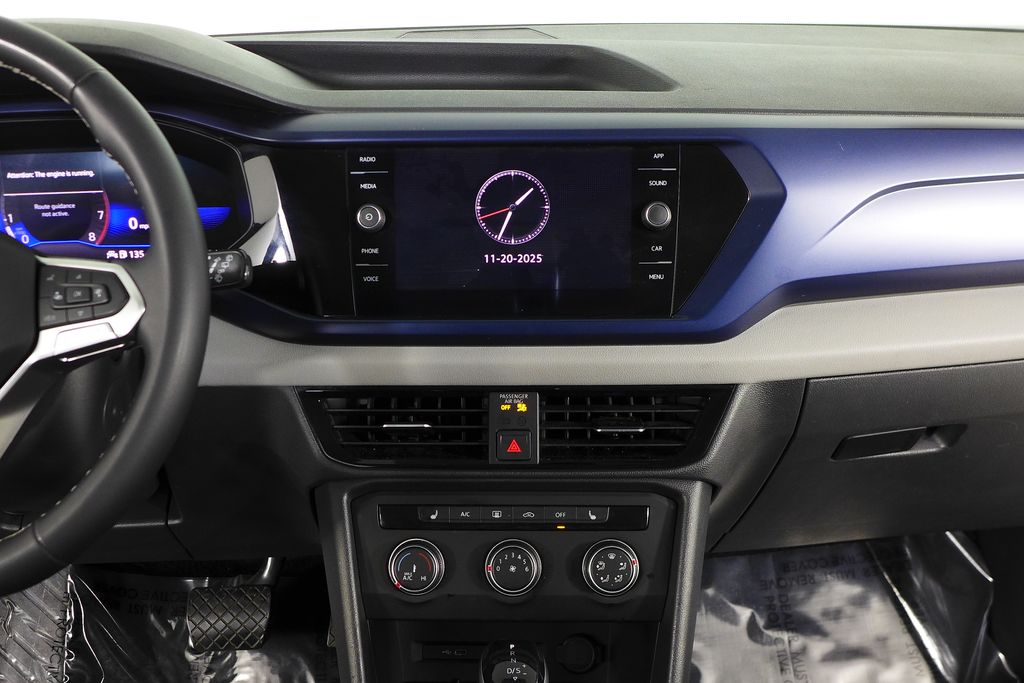 Thumbnail: 2022 Volkswagen Taos - 25