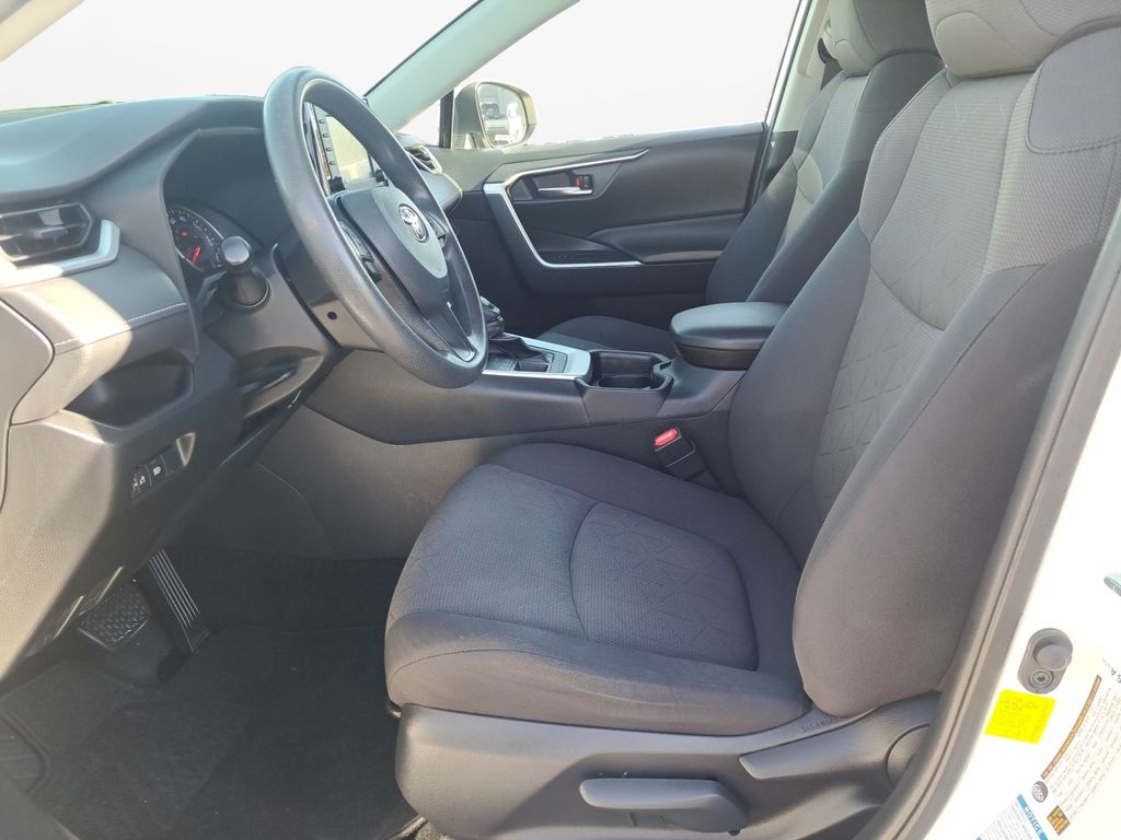Used Car 2019 Toyota Rav4  Xle For Sale Under $25,000 In Austin, Texas