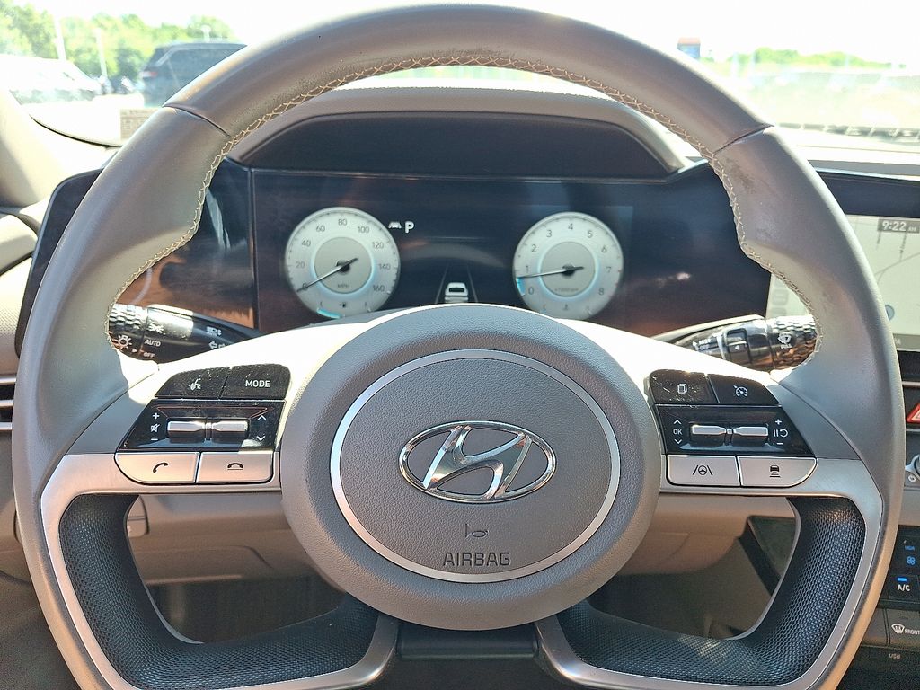 2023 Hyundai Elantra — photo 21