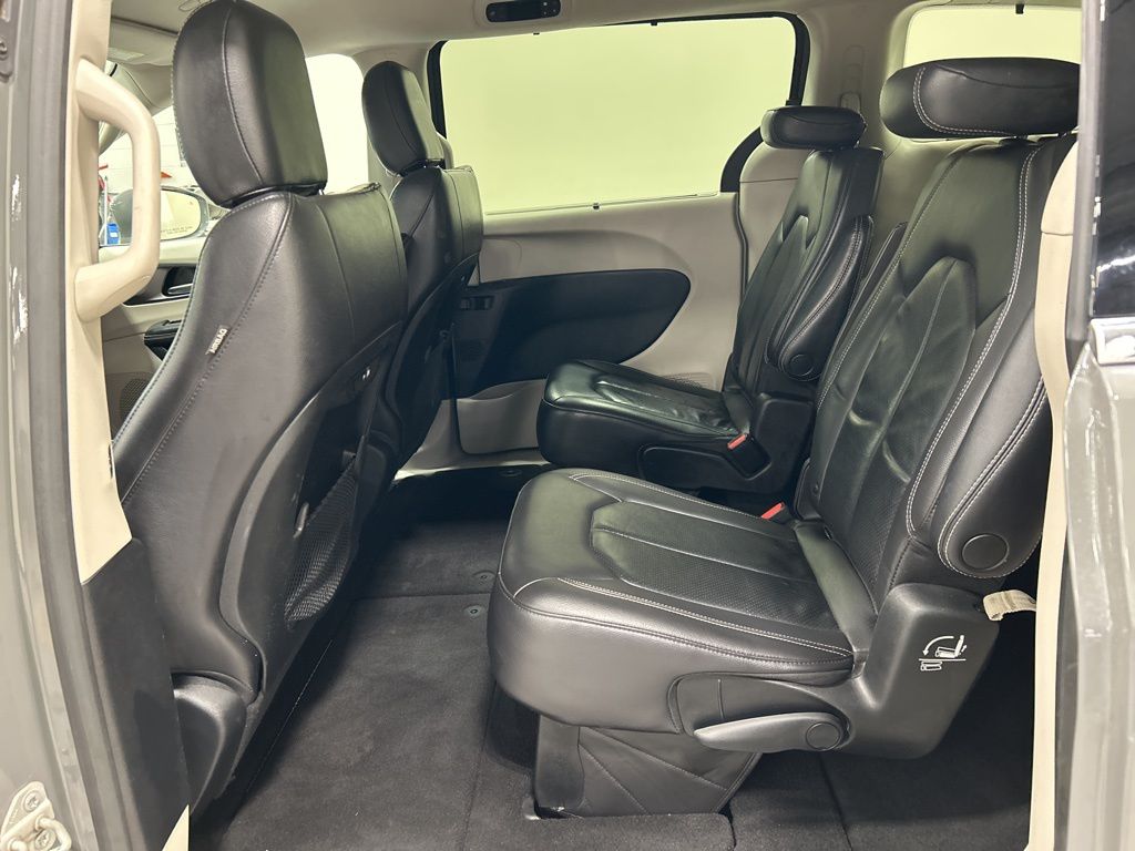 used 2022 Chrysler Pacifica car, priced at $20,996