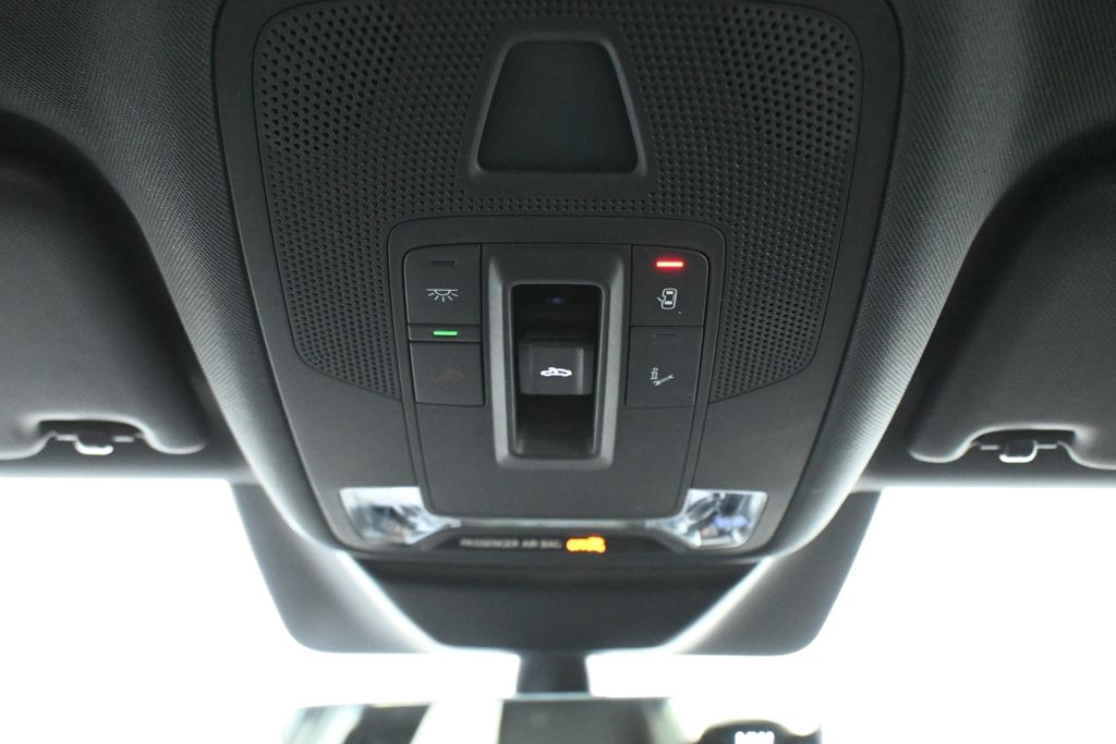 Thumbnail: 2026 Audi RS 3 - 14