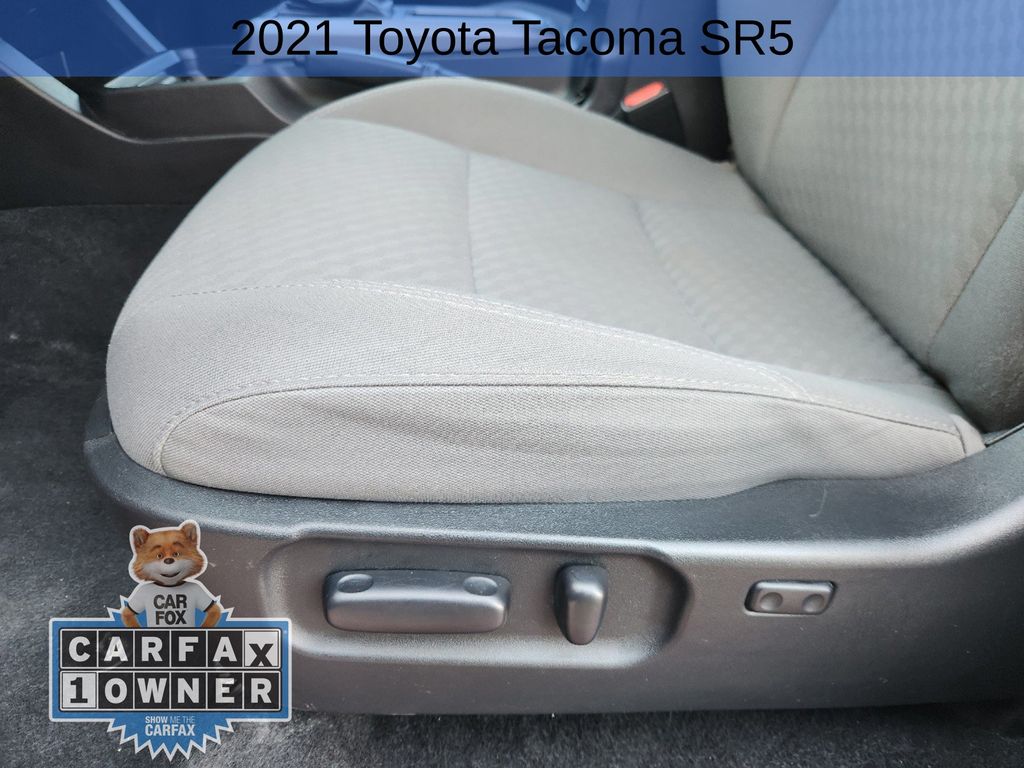 2021 Toyota Tacoma SR5 24