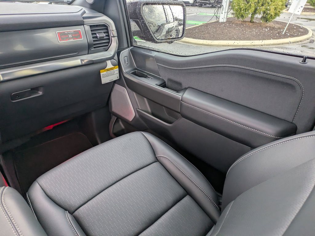 2026 Ford F-150 Black Widow