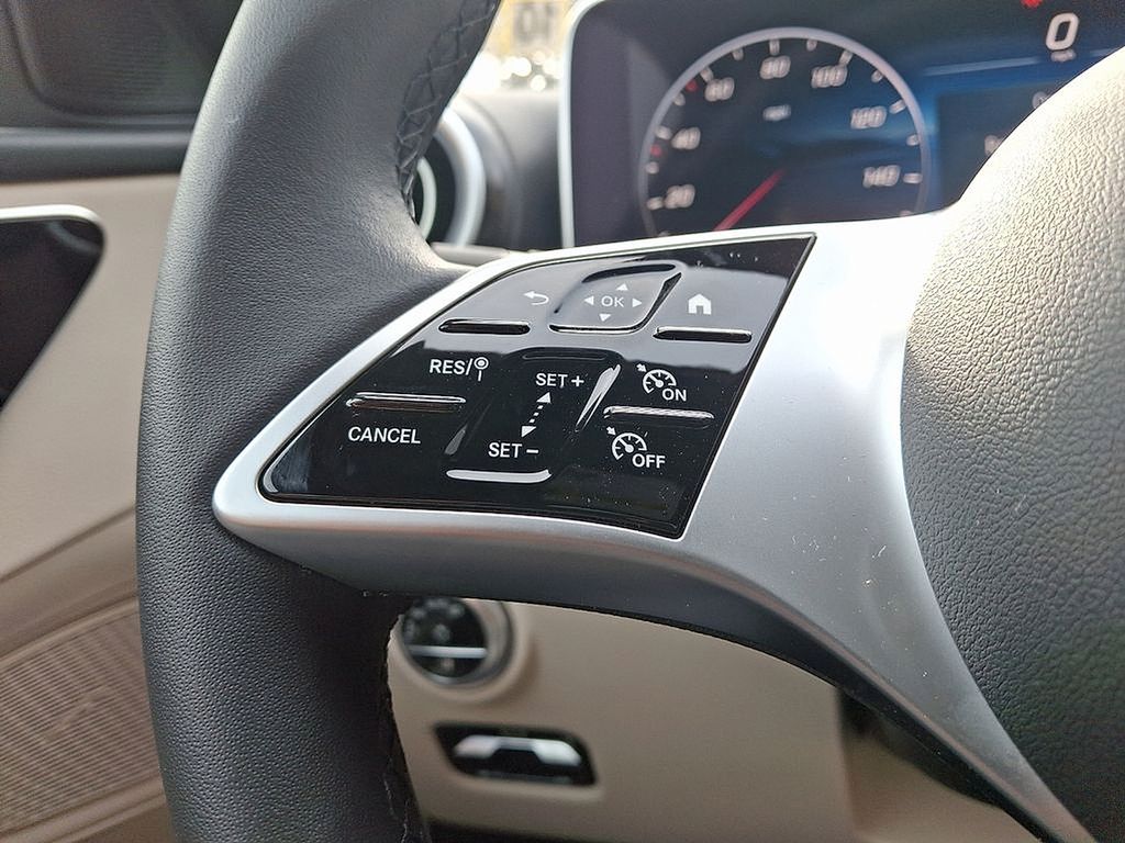 Thumbnail: 2025 Mercedes-Benz C-Class - 15