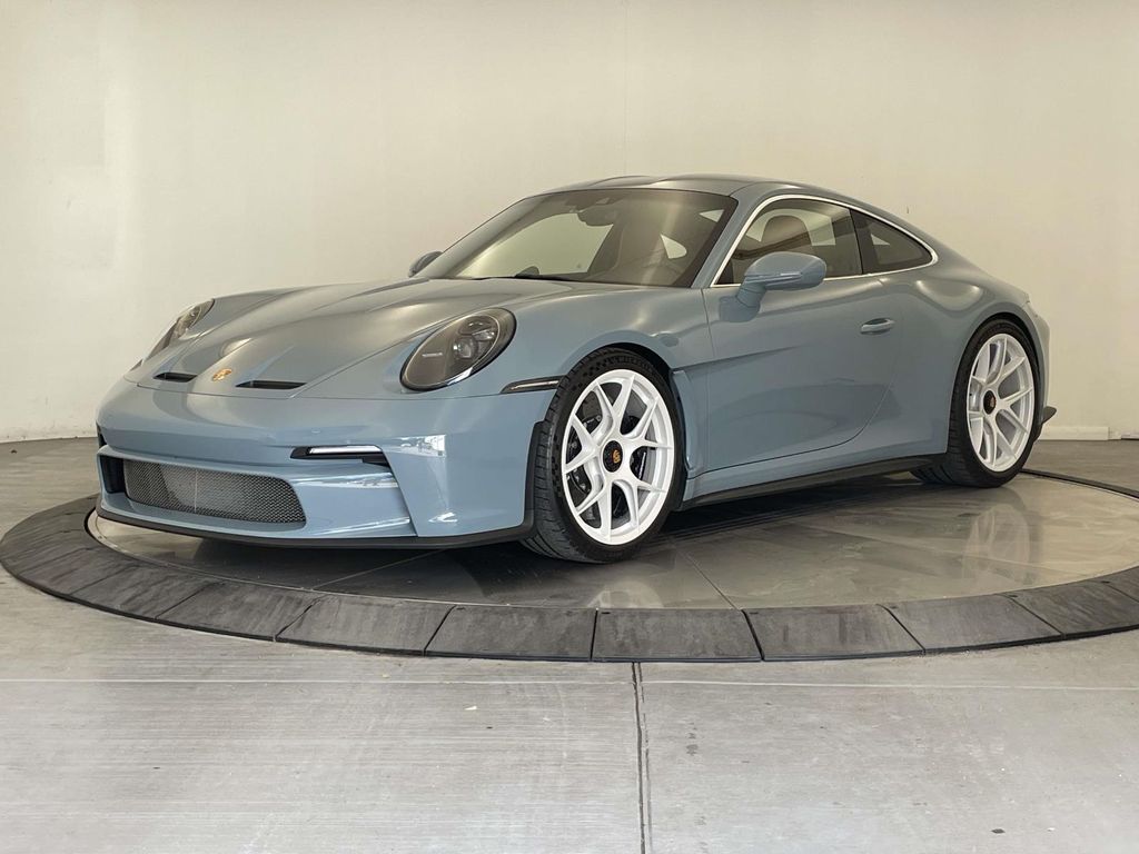  2024 Porsche 911 S/T Coupe RWD   