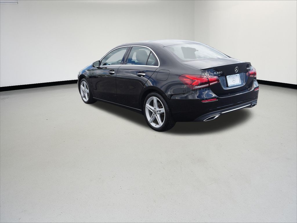 Thumbnail: 2022 Mercedes-Benz A-Class - 3