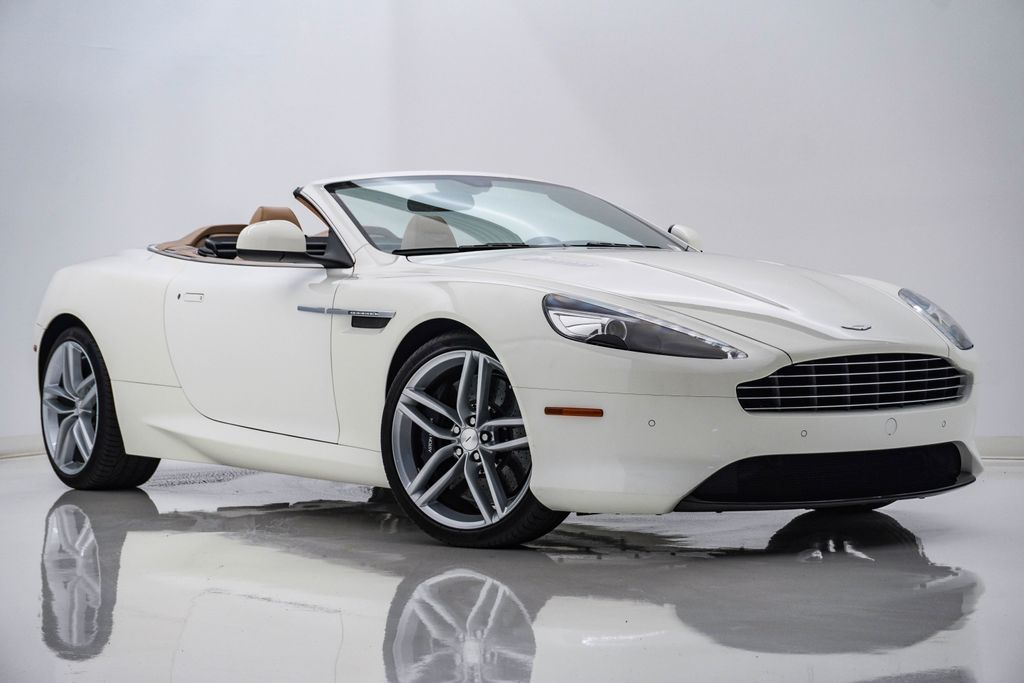 Stratus White 2016 Aston Martin DB9 Convertible Rear-Wheel Drive 6-Speed Automatic