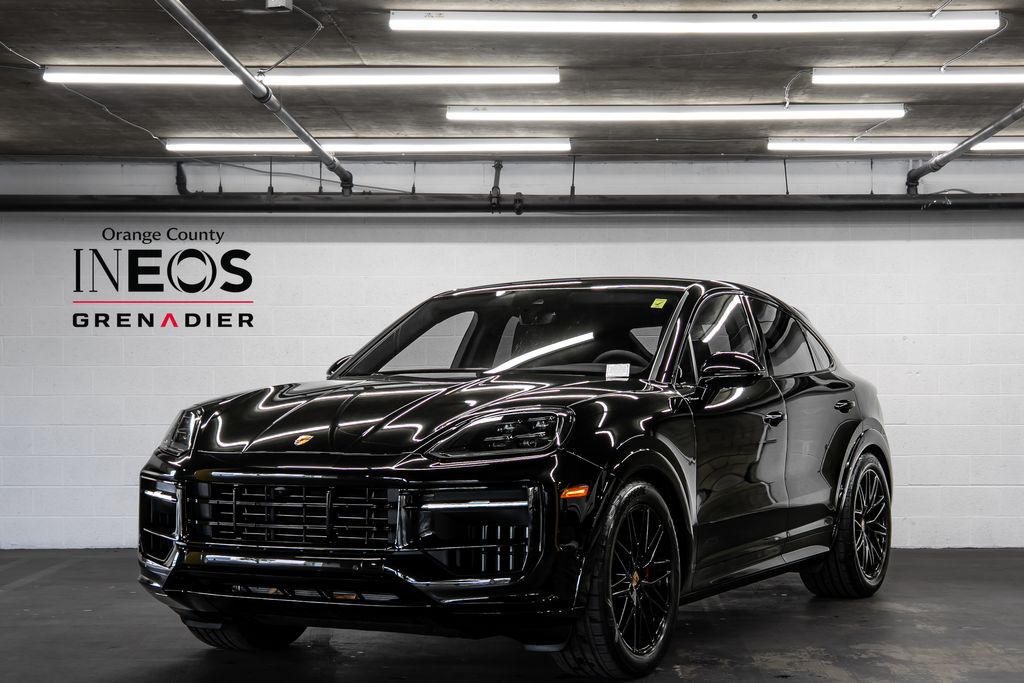 2025 Porsche Cayenne Coup GTS