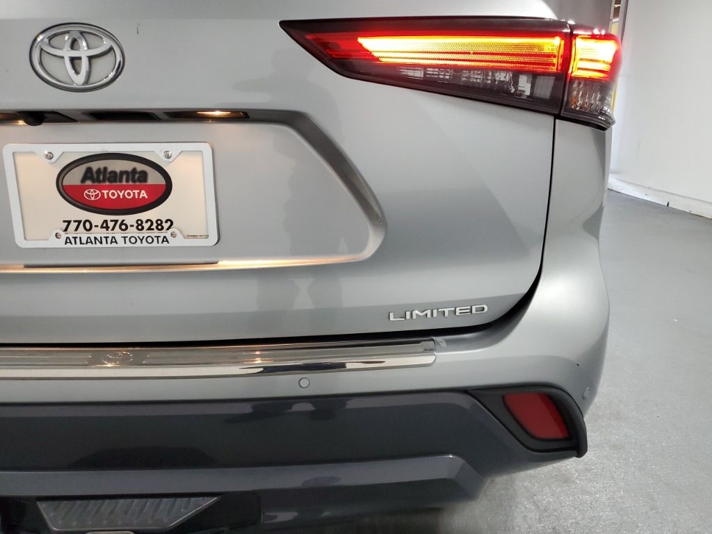 2021 Toyota Highlander Limited 11