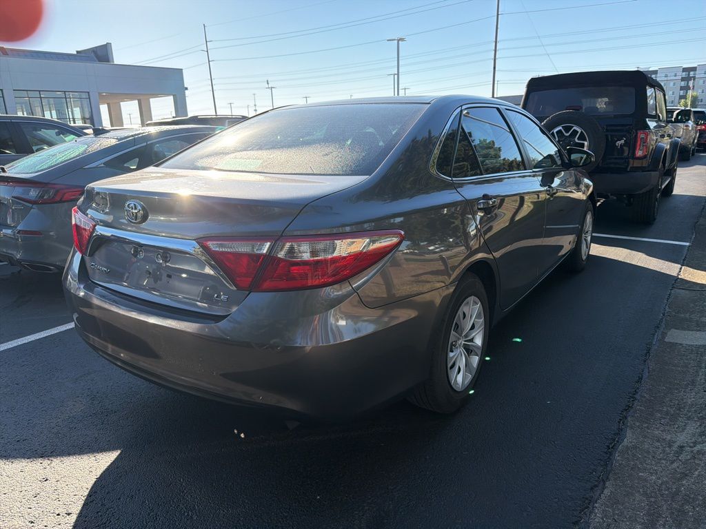 Thumbnail: 2015 Toyota Camry - 3