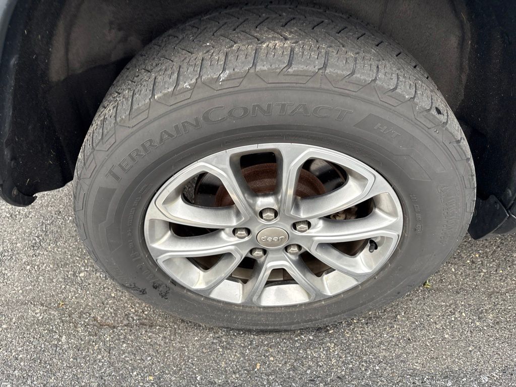 2015 Jeep Grand Cherokee — photo 11