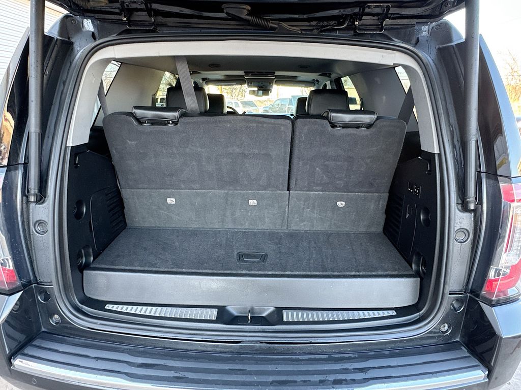 2020 GMC Yukon Denali - Photo 32