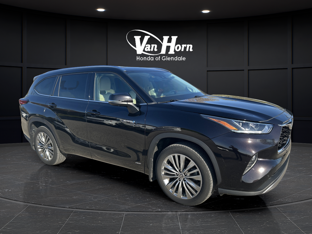 Pre-Owned 2021 Toyota Highlander Hybrid Platinum 4D Sport Utility