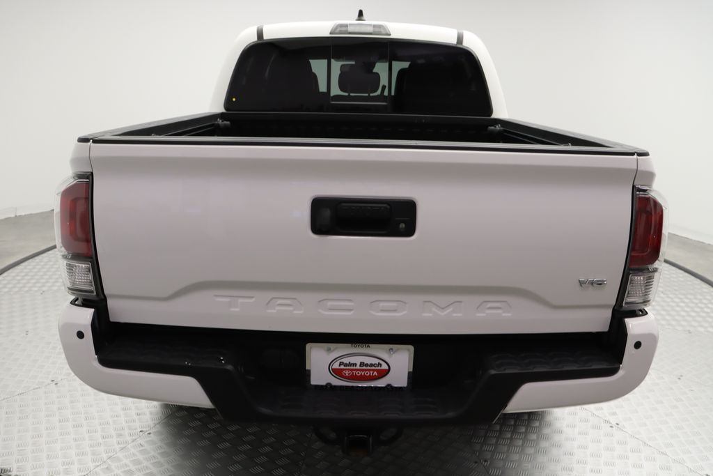 2022 Toyota Tacoma Limited 10