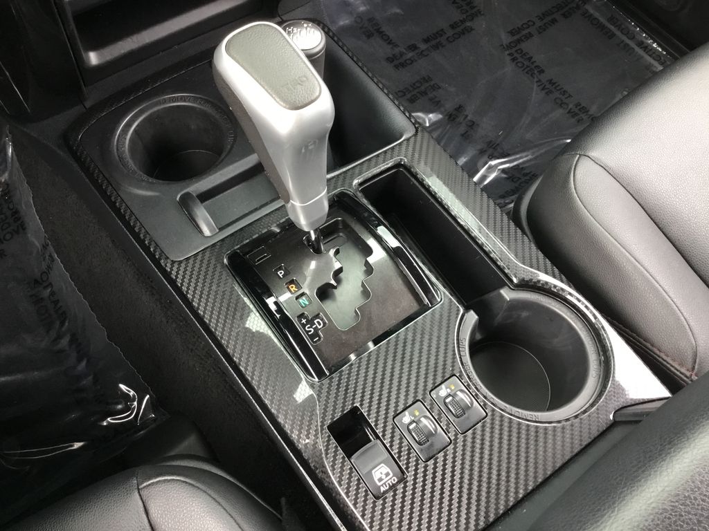 Thumbnail: 2024 Toyota 4Runner - 27