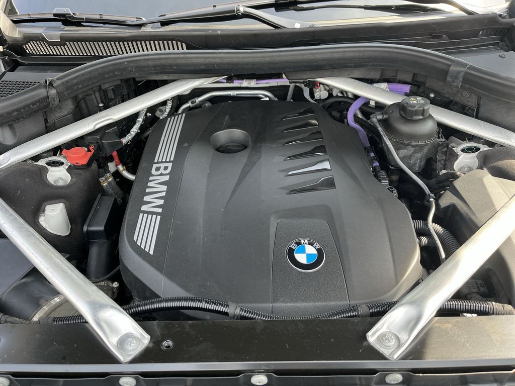 Thumbnail: 2023 BMW X7 - 27