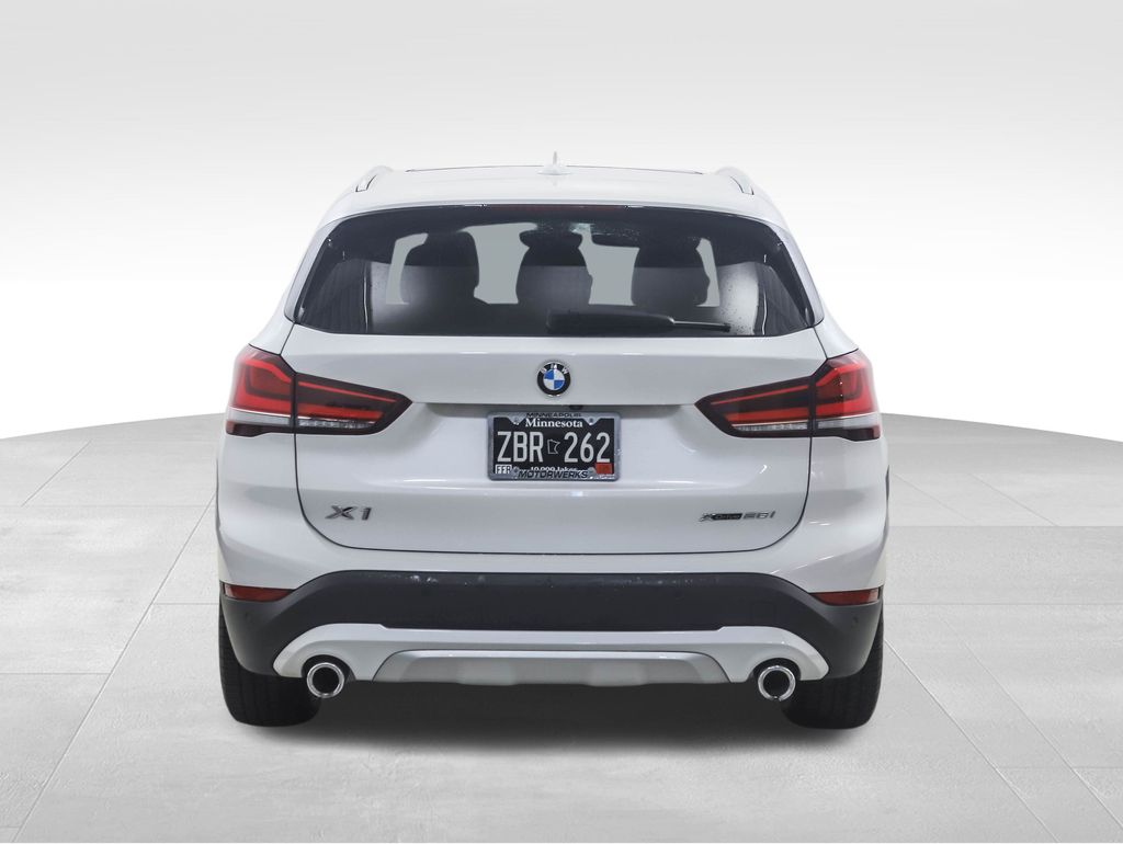 2021 BMW X1 xDrive28i 4