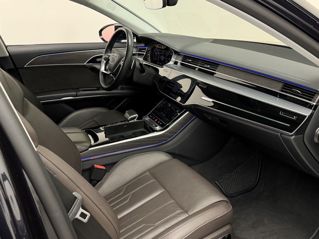 Thumbnail: 2021 Audi A8 - 16
