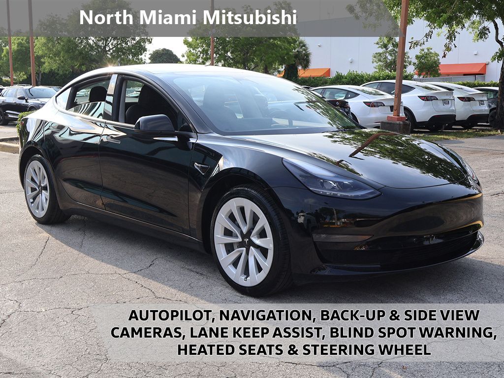 2023 Tesla Model 3 -'s photo