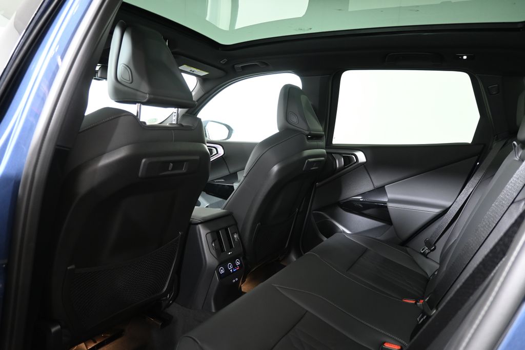 Thumbnail: 2026 BMW X3 - 32