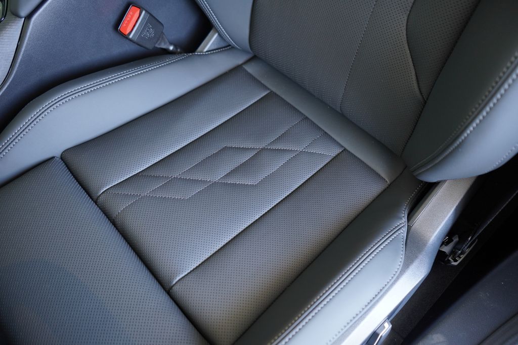 Thumbnail: 2025 BMW X3 - 11