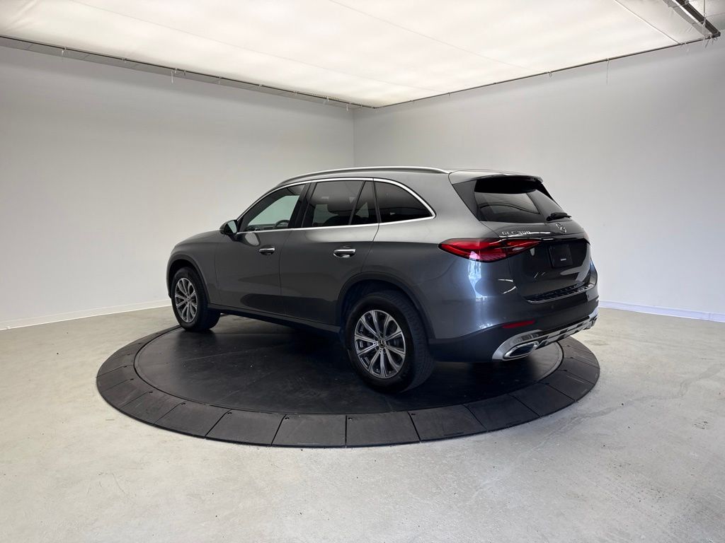 Thumbnail: 2023 Mercedes-Benz GLC - 3
