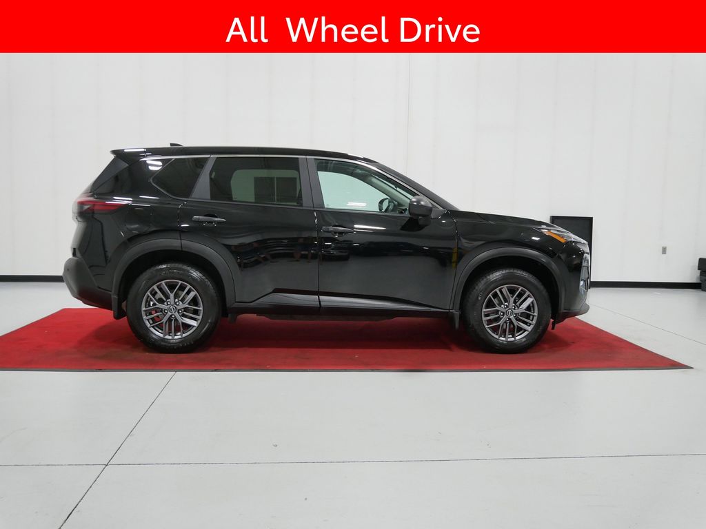 Used 2023 Nissan Rogue SUV