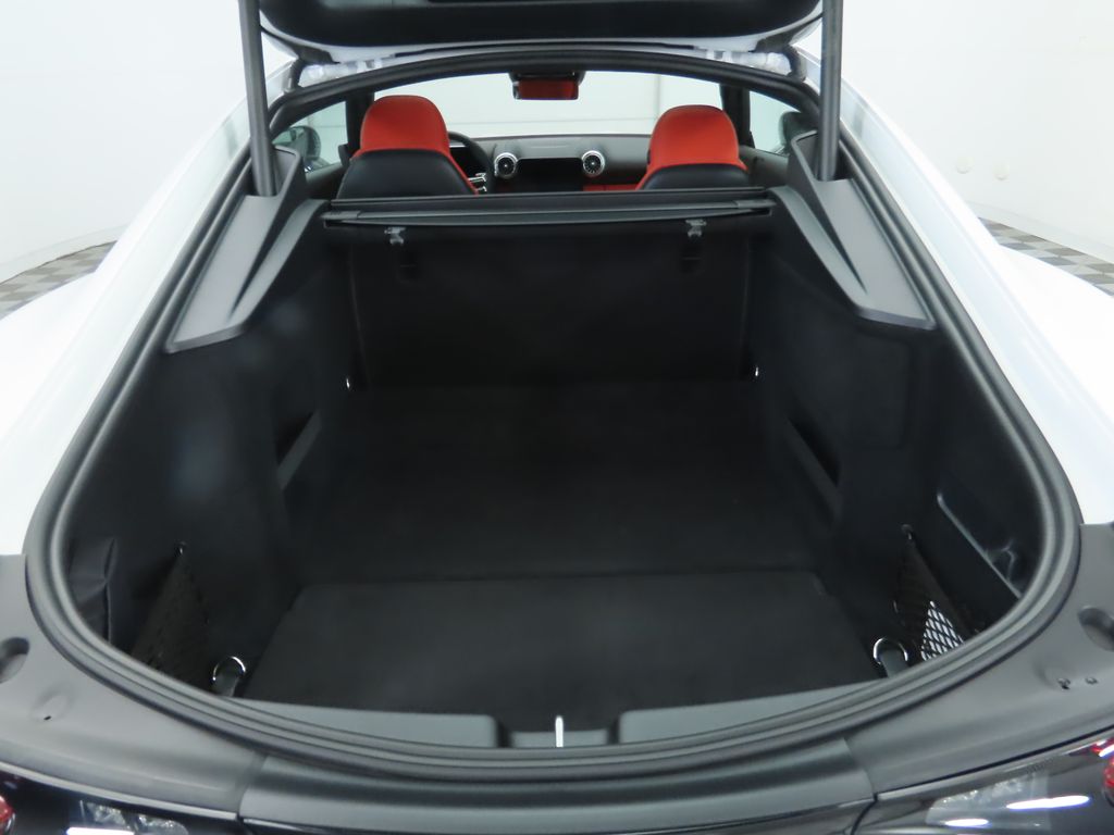 Thumbnail: 2026 Mercedes-Benz AMG GT - 26