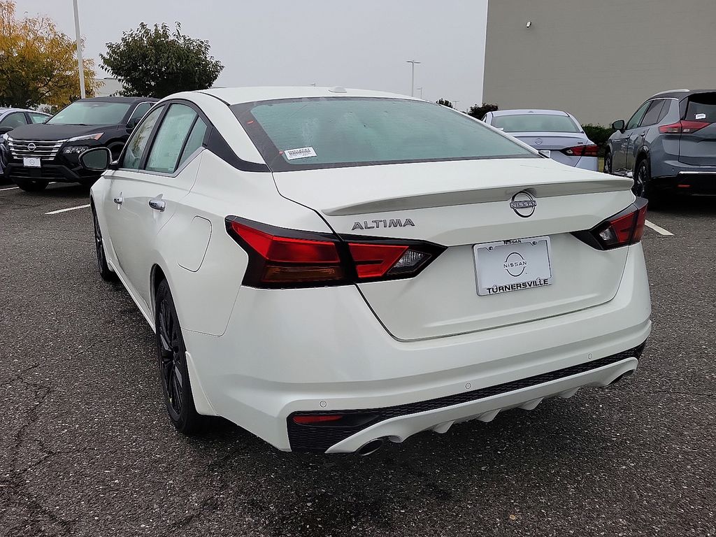 Thumbnail: 2025 Nissan Altima - 3