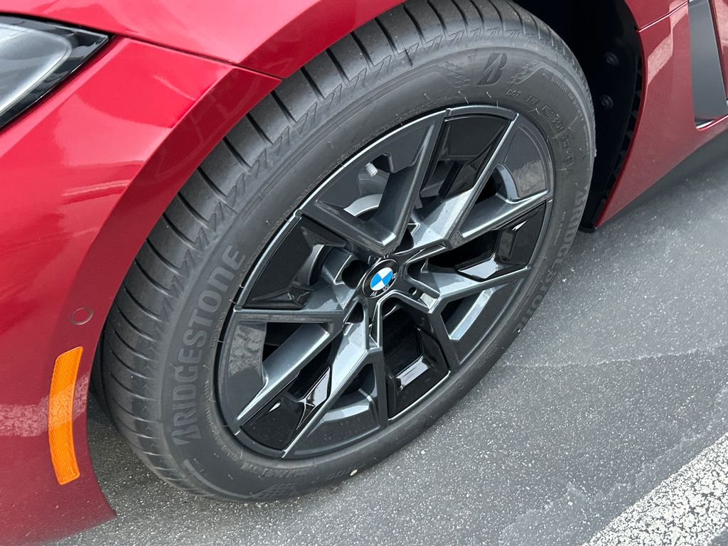 Thumbnail: 2025 BMW i4 - 3