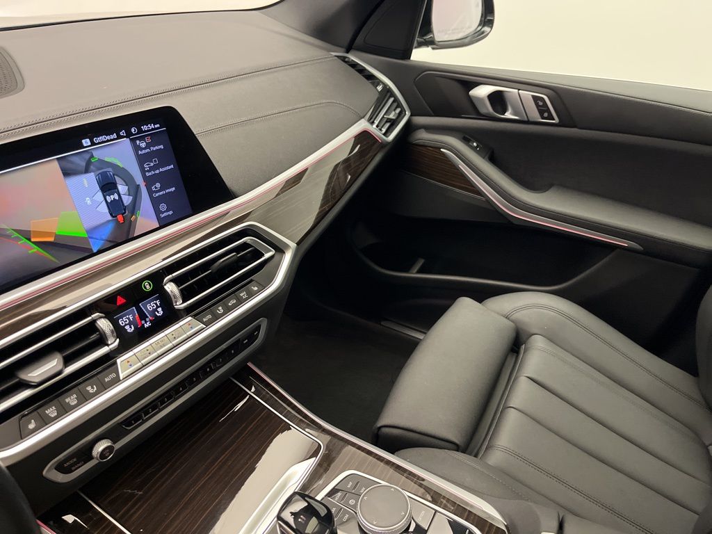 Thumbnail: 2021 BMW X5 - 19