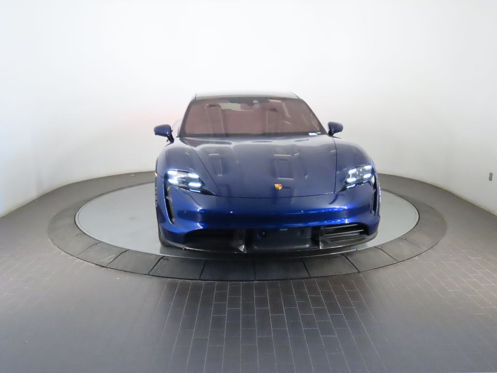 Thumbnail: 2023 Porsche Taycan - 10