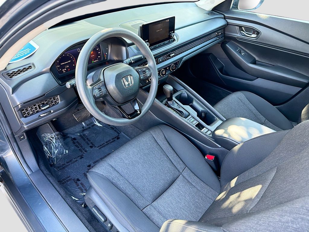 Thumbnail: 2024 Honda Accord - 9