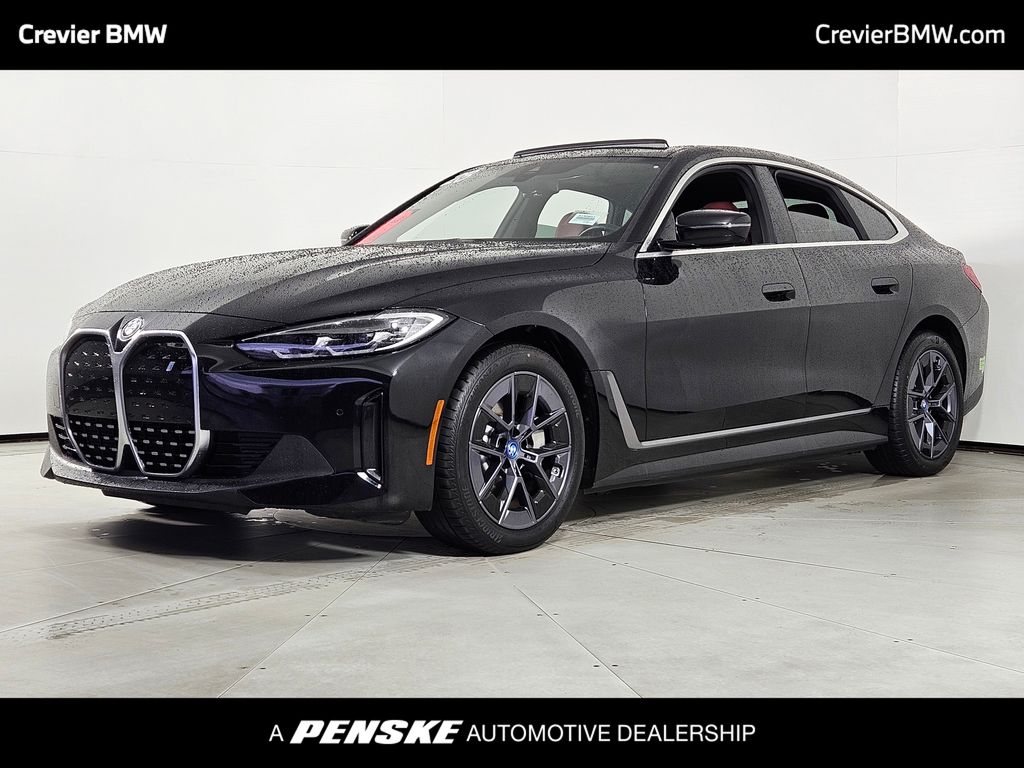 Thumbnail: 2023 BMW i4 - 1