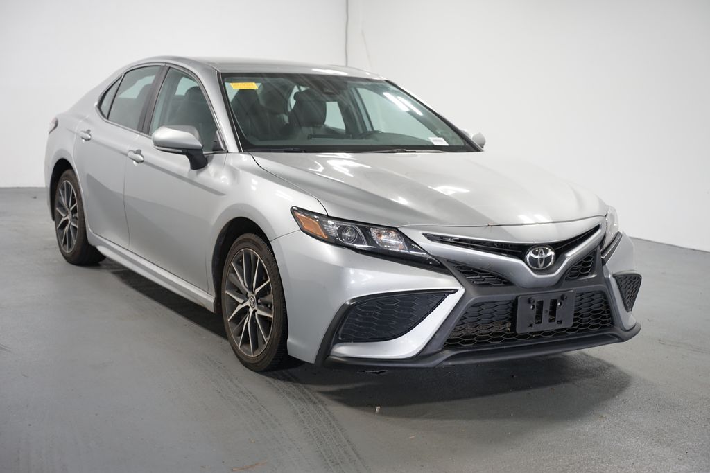 Thumbnail: 2024 Toyota Camry - 3