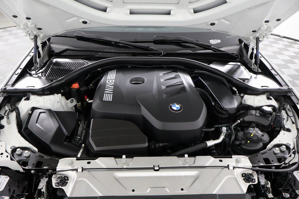 Thumbnail: 2025 BMW 3 Series - 15