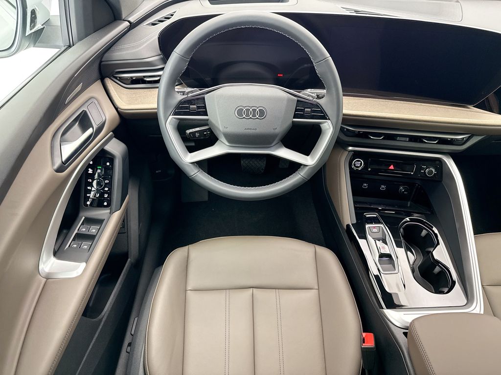 Thumbnail: 2026 Audi Q5 - 10