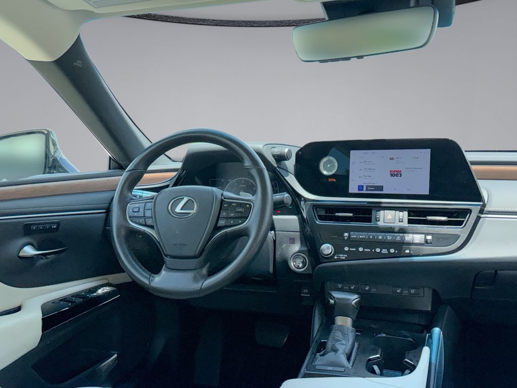 Thumbnail: 2024 Lexus ES - 19