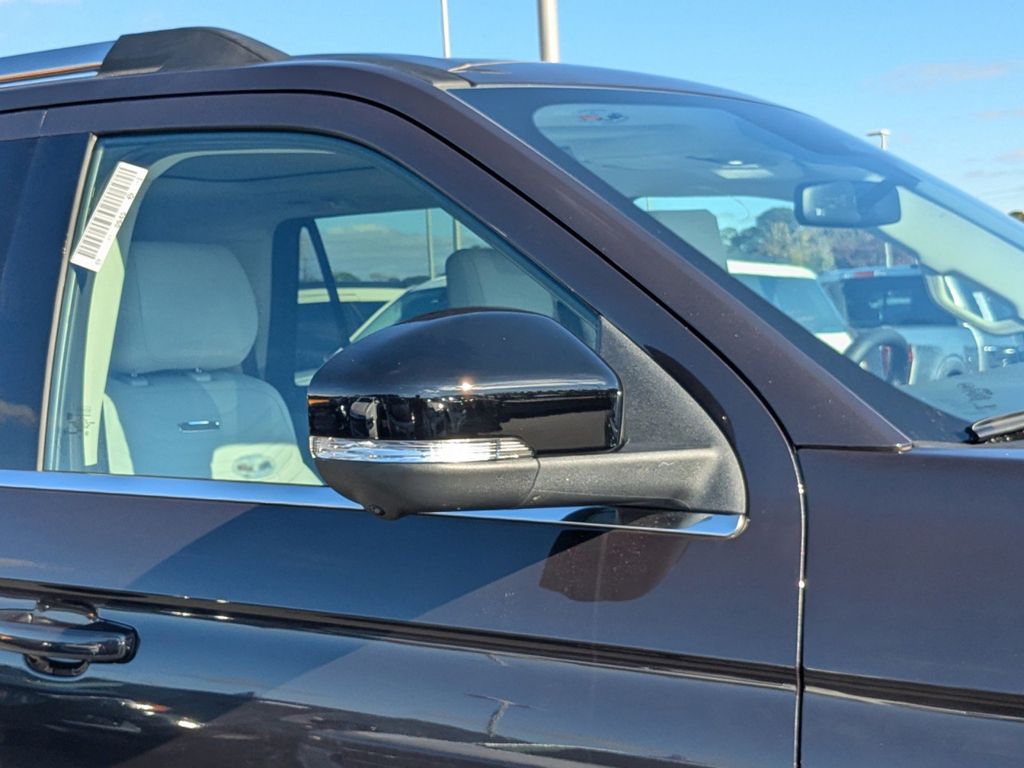 2025 Ford Expedition Platinum MAX