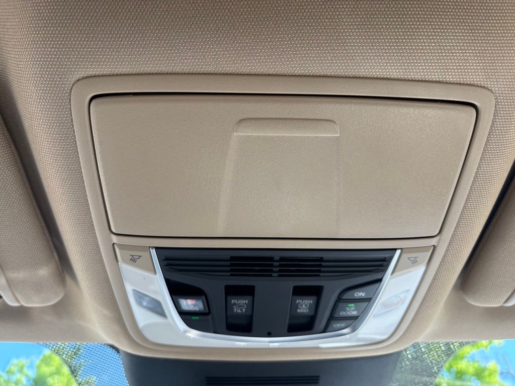 2026 Acura MDX Advance Package