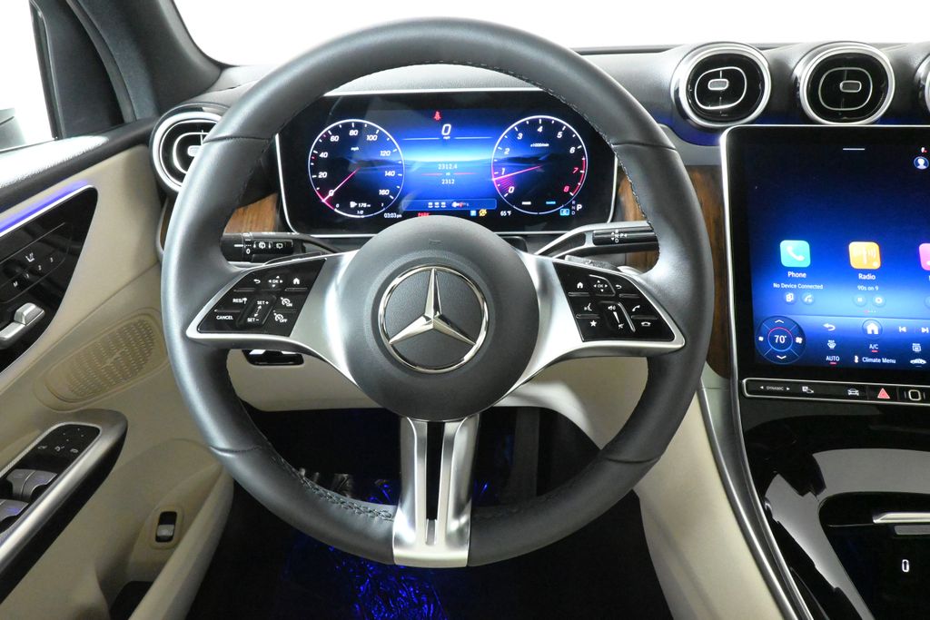 Thumbnail: 2026 Mercedes-Benz GLC - 18