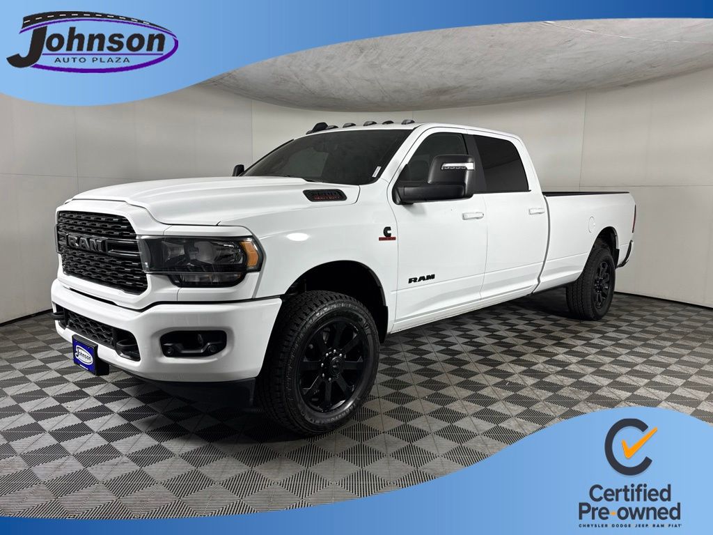 Bright White Clearcoat 2024 RAM 3500 Pickup Truck Four-Wheel Drive 6-Speed Automatic