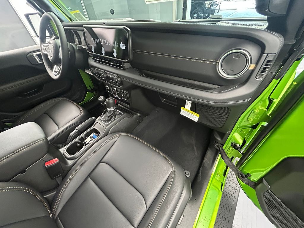 New 2026 Mojito Clearcoat Jeep Sahara image 39