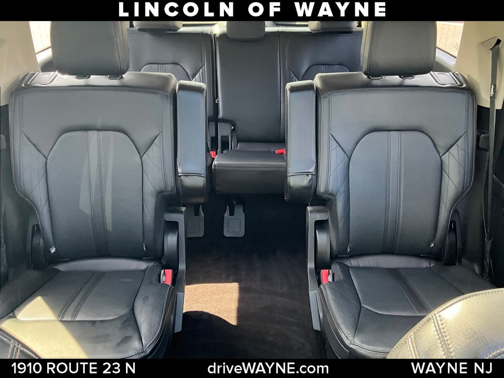 2020 Ford Expedition Platinum photo