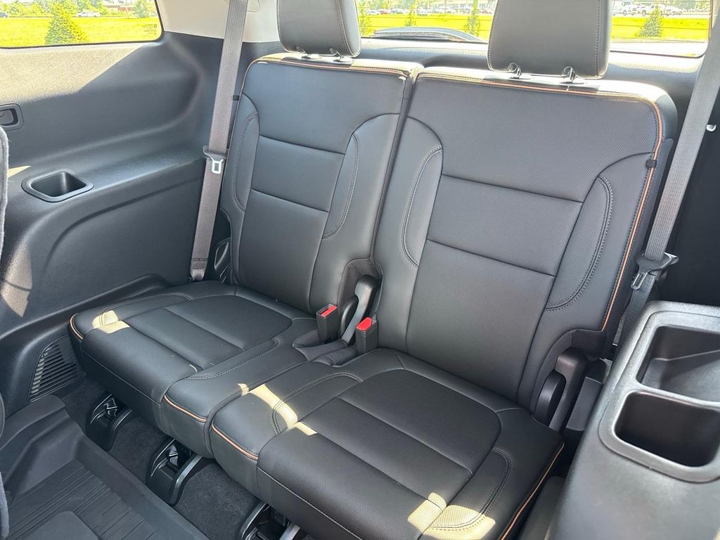 Used 2023 Ebony Twilight Metallic GMC AT4 image 10