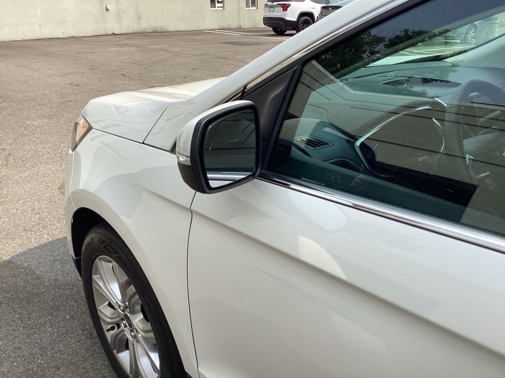Used 2021 Ford Edge SUV