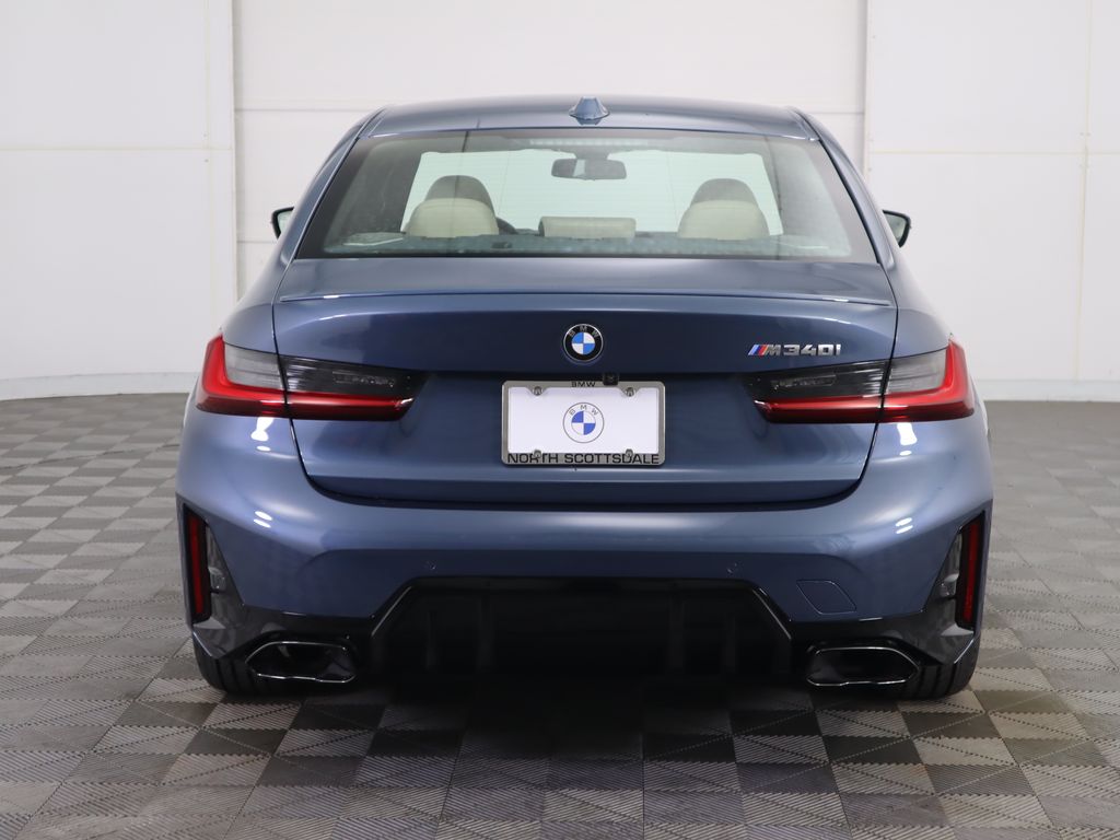 Thumbnail: 2026 BMW 3 Series - 6