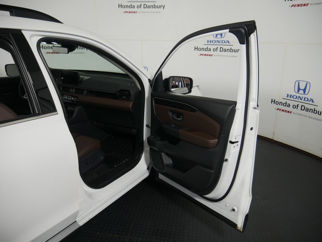 Thumbnail: 2023 Honda Pilot - 7