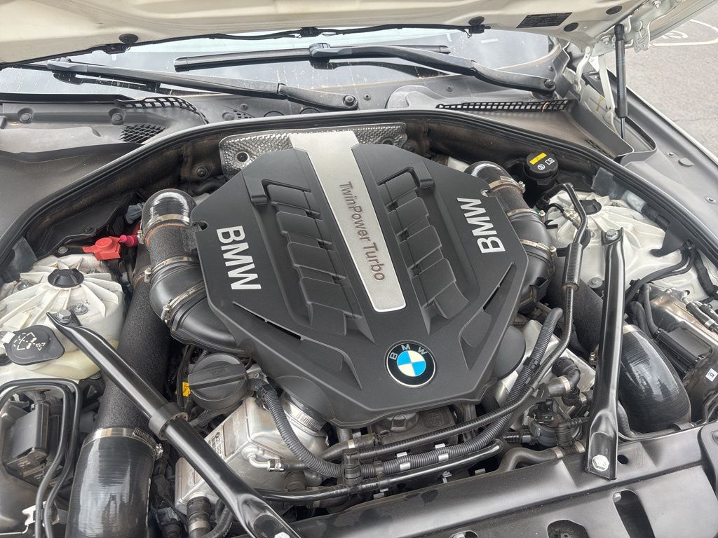 Thumbnail: 2016 BMW 6 Series - 14